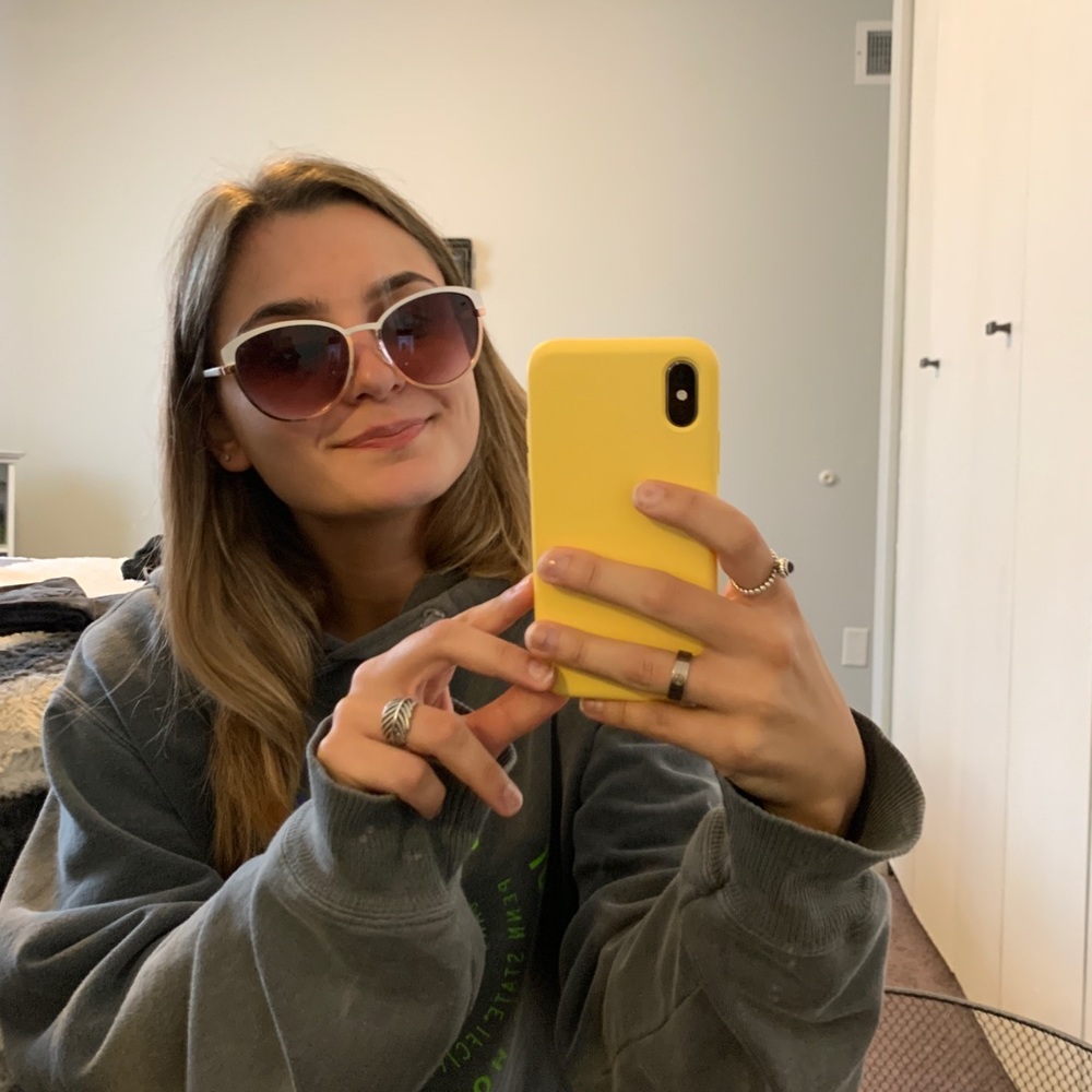 Jessica Simpson sunglasses